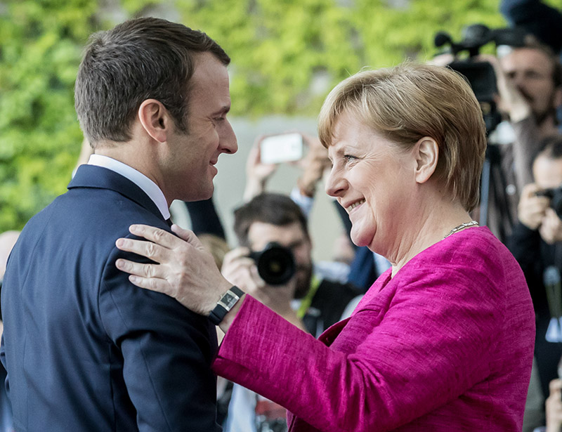 'Merkel en Macron moeten Frans-Duitse as laten slagen'