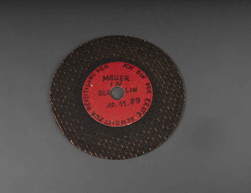 Slijpschijf waarmee de Muur werd afgebroken. Afb.: Friso de Zeeuw/DDR museum