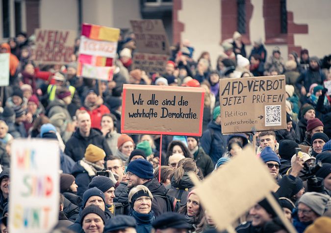 Burgers op de bres voor democratie