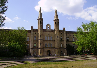 Het voormalige Bethanien-ziekenhuis aan de Mariannenplatz. Foto: Hidde van der Wall