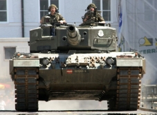 Leopard-tank Afb: wikipedia/MatthiasKabel/cc